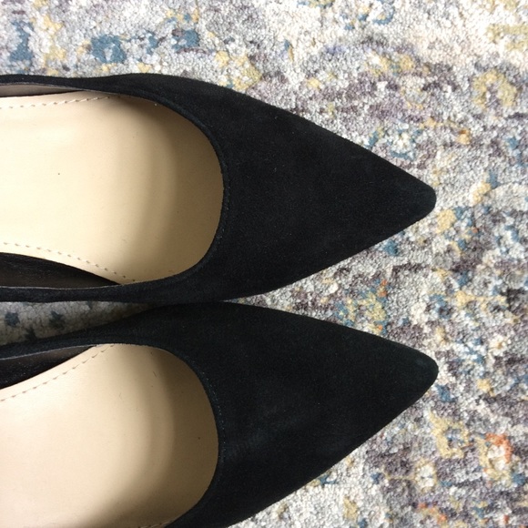 Marc Fisher suede kitten heels - Picture 2 of 9